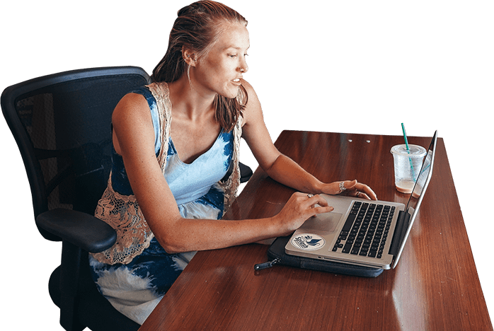 Splasher working at a desk